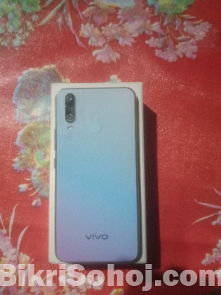 Vivo y17